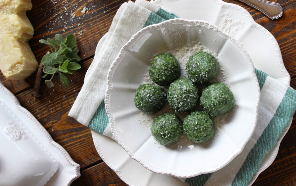 Gnudi di ricotta e spinaci: la prelibatezza toscana da servire come primo piatto o contorno