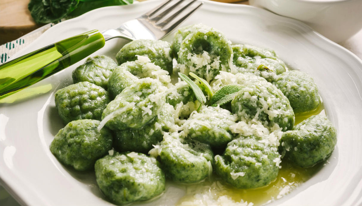 Ricetta dei Malfatti Bresciani: Morbidi bocconcini di ricotta e spinaci