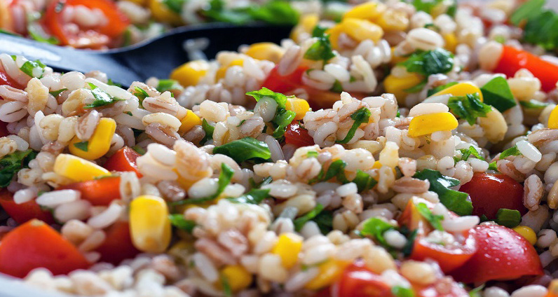 Insalata di Riso: La Guida Completa per una Ricetta Estiva Perfetta