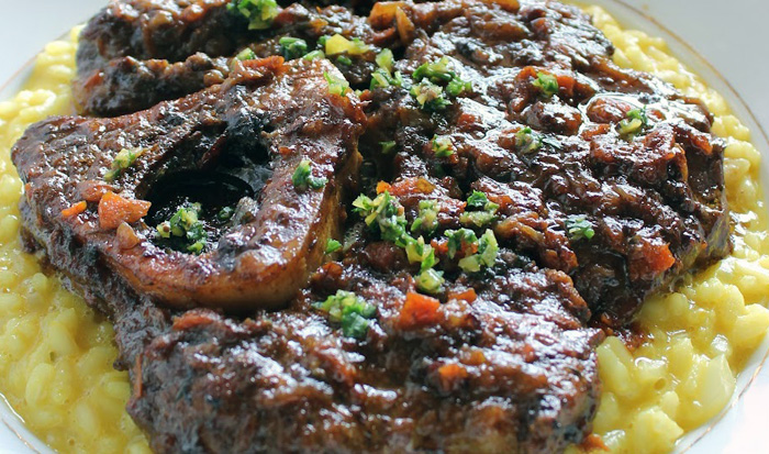 Ossibuchi alla Monzese: La Ricetta Tradizionale per un Piatto Autentico