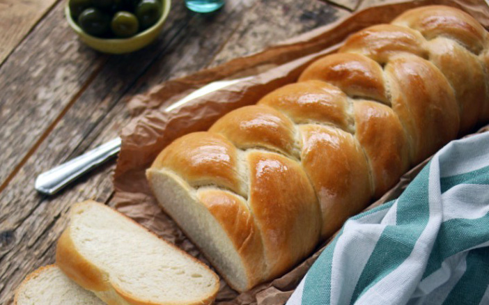 Treccia all’italiana: La Guida Completa per un Pane Perfetto