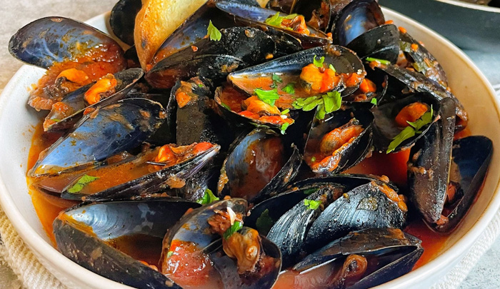 Zuppa Saporita di Cozze: La Ricetta Completa per una Deliziosa Esperienza di Gusto