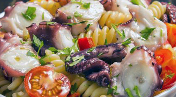 Insalata di Pasta con Polpo: Un Piatto Estivo Irresistibile