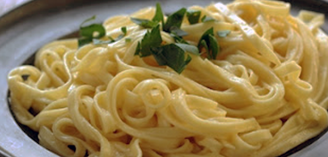 Ricetta della Pasta al Burro e Limone: Un’Interpretazione Deliziosa e Aromatica